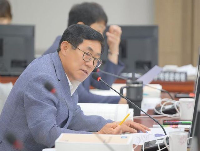 경기도의회 박명수 의원, 도시위 소관 추경서