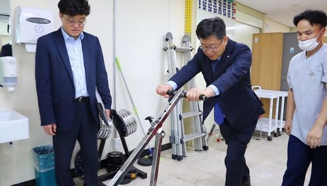 안호영 환노위원장, 산재병원 현장 점검