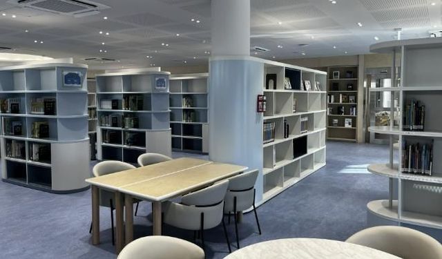 봉담와우도서관 2층 어린이자료실