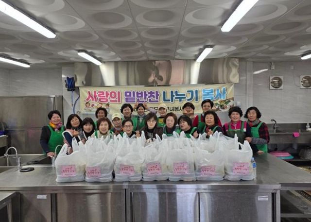 이천시 대월면 새마을부녀회, 정월대보름 앞두고‘사랑의 보름나물’ 나눔 봉사활동 펼쳐