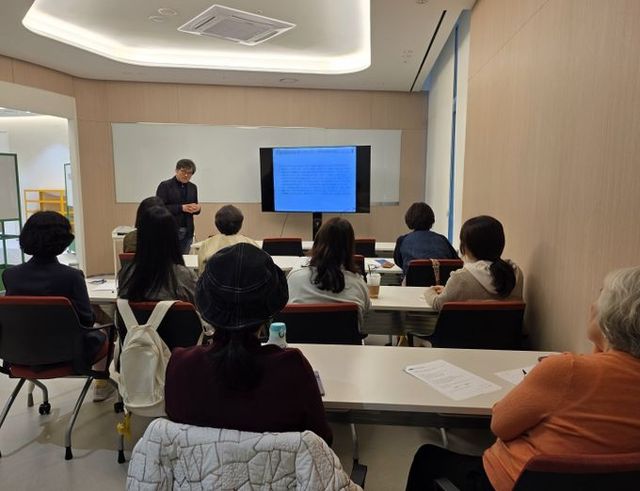 책 만드는 프로그램