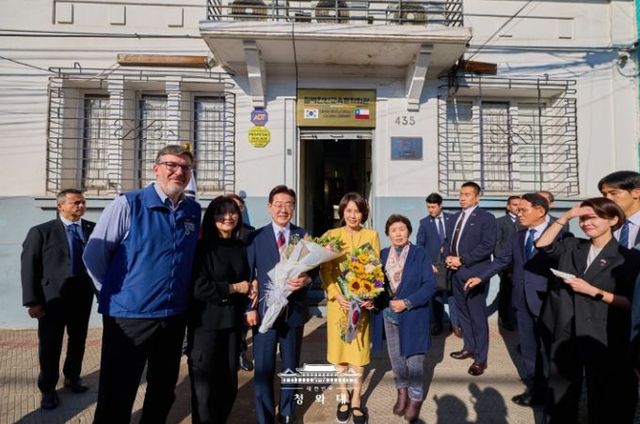 산티아고 한국의 거리 방문(청와대)