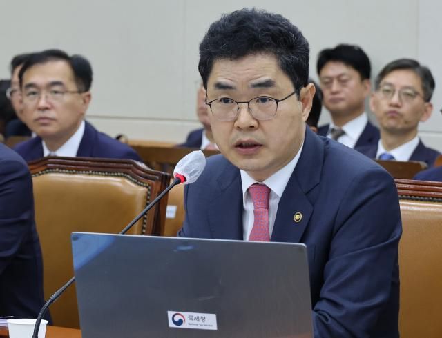 답변하는 국세청장 서울연합뉴스 한상균 기자 김창기 국세청장이 10일 국회 기획재정위원회 국정감사에서 답변하고 있다 20231010 xyzynacokr2023-10-10 112213 저작권자 ⓒ 1980-2023 ㈜연합뉴스 무단 전재 재배포 금지저작권자 ⓒ 1980-2023 ㈜연합뉴스 무단 전재 재배포 금지