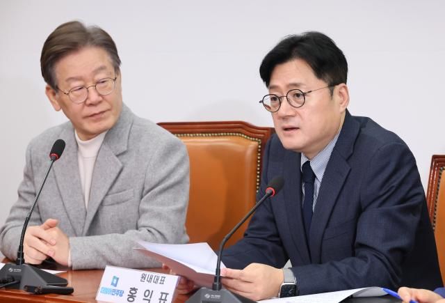 홍익표 더불어민주당 원내대표가 지난 6일 국회에서 열린 최고위원회의에서 발언하고 있다 사진연합뉴스