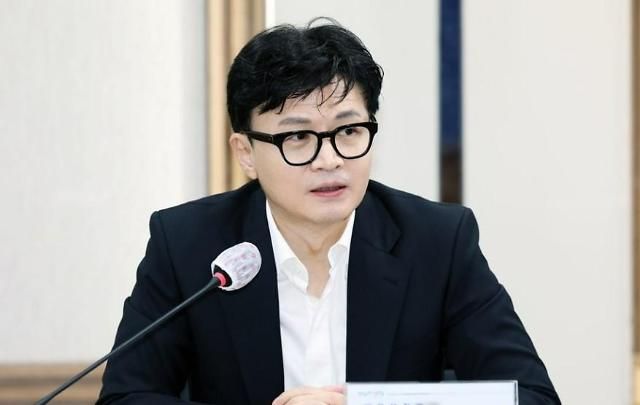 지난 11일 오전 전남 무안군 전남도청에서 열린 법무부-전남도 외국인·이민제도 정책 소통 간담회에서 한동훈 법무부장관이 발언하고 있다 사진연합뉴스