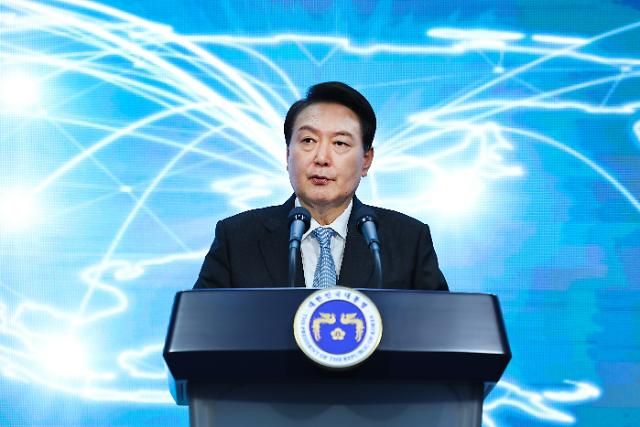 세계한인과학기술인 격려하는 윤석열 대통령 서울연합뉴스 임헌정 기자 윤석열 대통령이 5일 서울 강남구 역삼동 한국과학기술회관에서 열린 제1회 세계 한인 과학기술인 대회 개회식에서 격려사를 하고 있다 202375 kaneynacokr2023-07-05 104934 저작권자 ⓒ 1980-2023 ㈜연합뉴스 무단 전재 재배포 금지저작권자 ⓒ 1980-2023 ㈜연합뉴스 무단 전재 재배포 금지