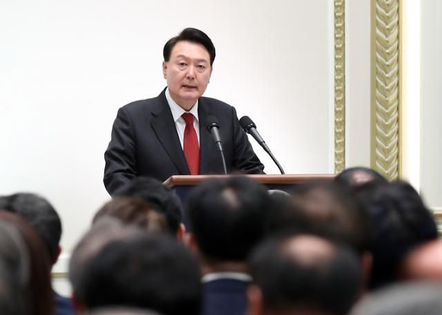 윤석열 대통령 격려사 서울연합뉴스 진성철 기자 윤석열 대통령이 29일 청와대 영빈관에서 열린 제21기 민주평화통일자문회의 간부위원과의 통일대화에서 격려사를 하고 있다 2023829 대통령실통신사진기자단 zjinynacokr2023-08-29 162838 저작권자 ⓒ 1980-2023 ㈜연합뉴스 무단 전재 재배포 금지저작권자 ⓒ 1980-2023 ㈜연합뉴스 무단 전재 재배포 금지