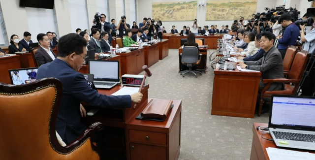 국회 교육위원회 전체회의