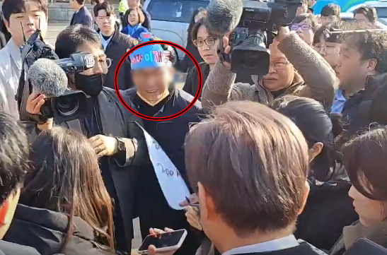 이재명 피습사진연합뉴스 아주경제DB YTN 보도화면 갈무리