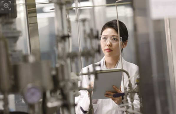 금호석유화학 중앙연구소 연구원 사진금호석유화학 