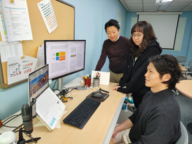 사진인텔리시스