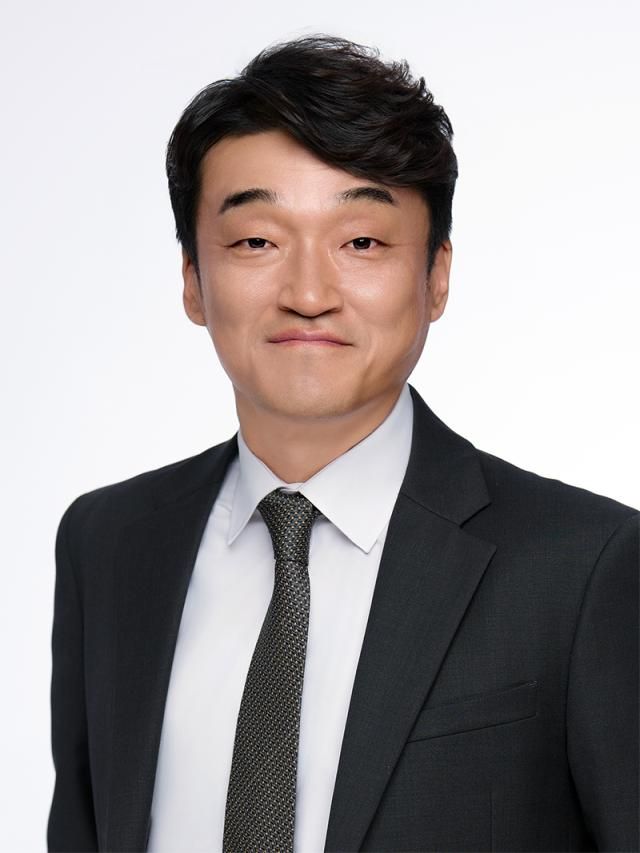 정영일 수석전문위원 사진법무법인 세종