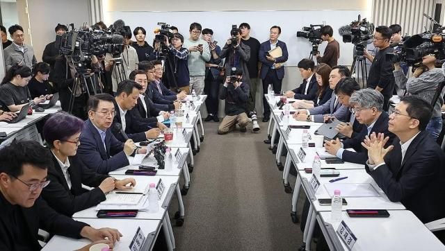 지난 4일 오후 서울 중구 대한상공회의소에서 열린 배달플랫폼-입점업체 상생협의체 제10차 회의 사진연합뉴스 