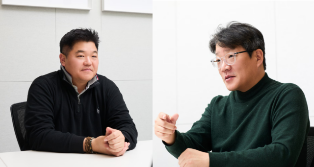 정진석 삼성전자 수석연구원왼쪽과 이준영 삼성전자 상품기획팀 TL오른쪽 사진삼성전자