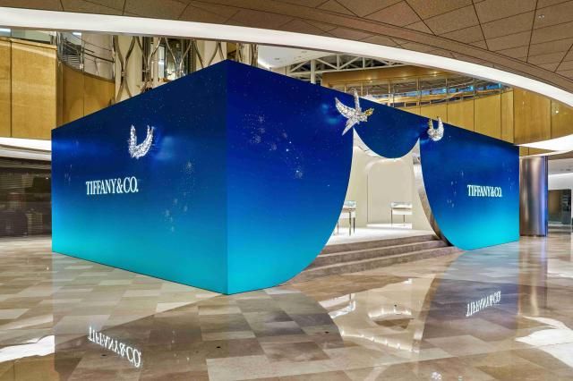 롯데백화점이 잠실 롯데월드몰에서 티파니앤코의 팝업 스토어를 국내 단독으로 선보인다 사진롯데백화점