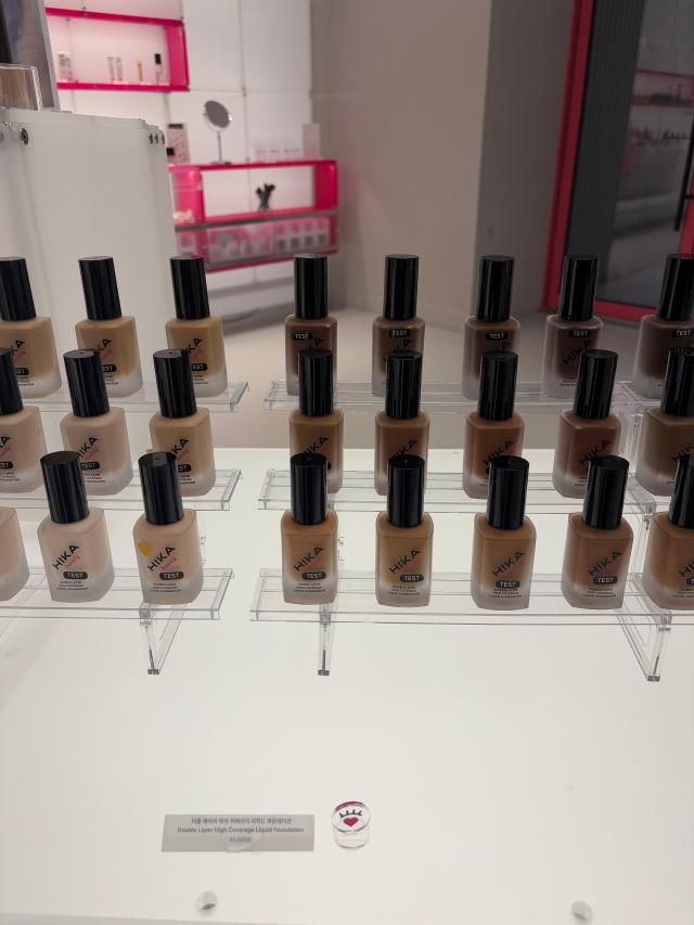 서울 종로구 북촌 한옥마을에 위치한 와이레스 플래그십 스토어 지하 1층 매장 사진황도은 기자