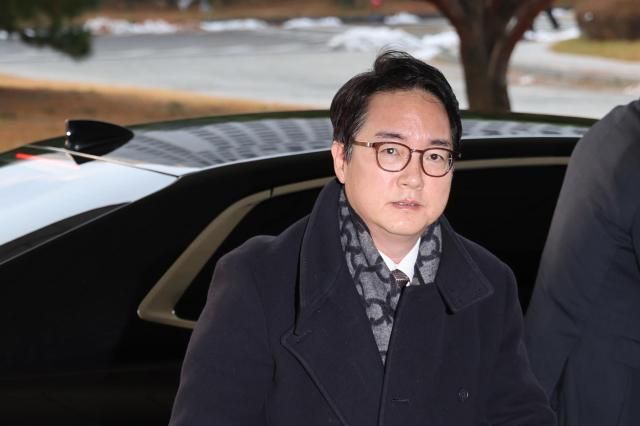 심우정 검찰총장이 2일 오전 서울 서초구 대검찰청으로 출근하고 있다 사진연합뉴스