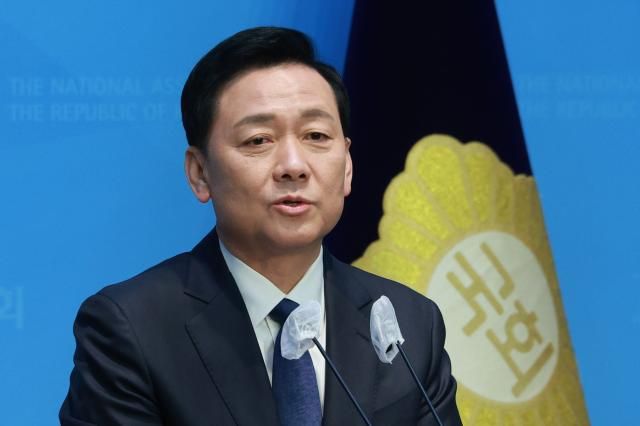 이광재 전 국회사무총장이 4일 서울 여의도 국회 소통관에서 제22대 총선 성남 분당갑 출마선언 기자회견을 하고 있다 사진연합뉴스