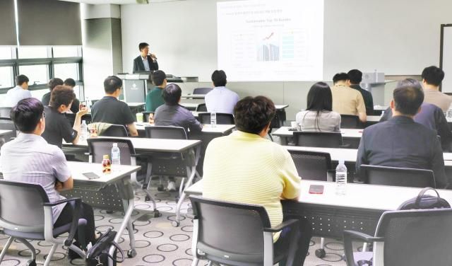 동부건설 2024년 상반기 경력사원 입문교육 모습 사진동부건설