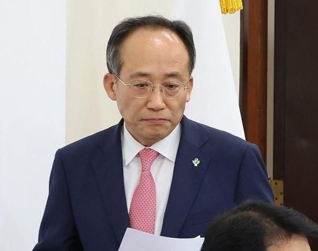 추경호 국민의힘 원내대표가 7일 오후 서울 여의도 국회에서 더불어민주당의 상임위원 선임안 제출 직후 열린 원 구성 협상과 관련한 기자간담회에 참석하고 있다 사진연합뉴스 