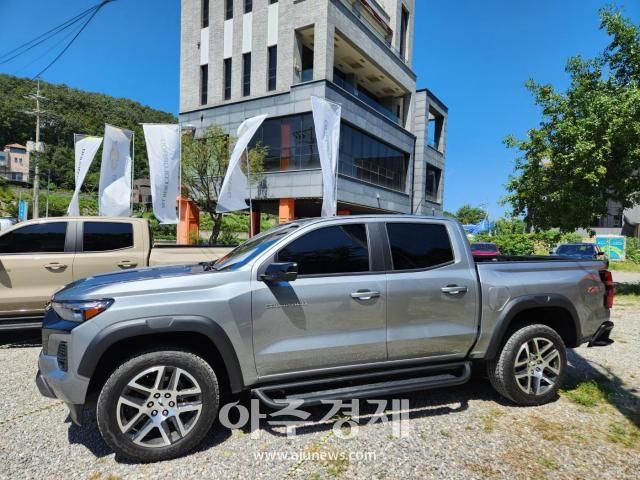 쉐보레 콜로라도 사진권가림 기자