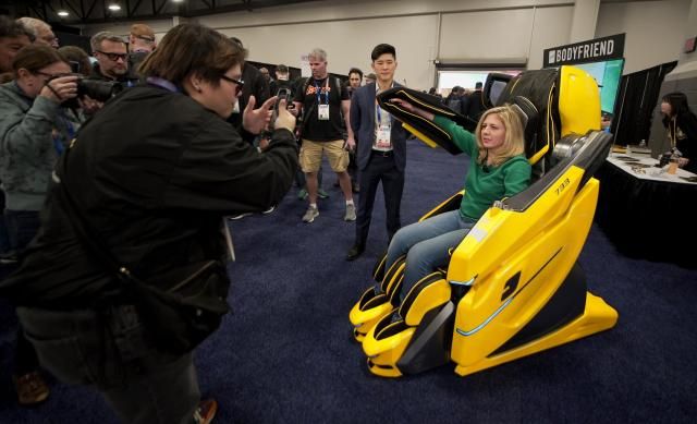 CES 2025 언베일드 행사에서 공개된 AI 헬스케어로봇 733 사진바디프랜드