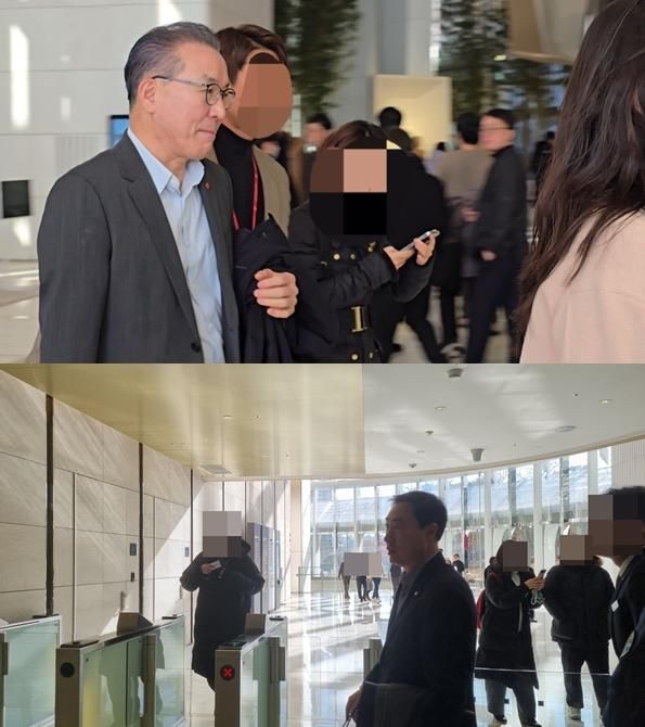 위부터정준호 롯데백화점 대표 김동하 롯데면세점 대표가&nbsp;9일 오후 롯데그룹 상반기 VCM이 열리는 서울 잠실 롯데월드타워에 들어서고 있다 사진롯데 VCM 취재 기자단