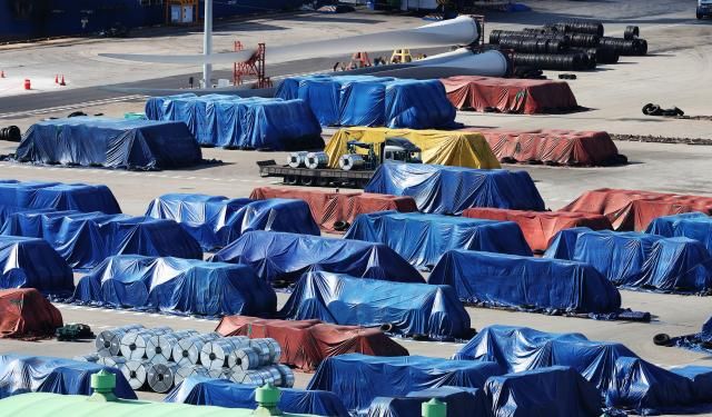 경기도 평택항에 철강 제품이 쌓여있는 모습 사진연합뉴스