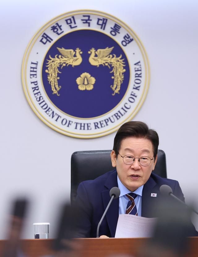 이재명 대통령이 2일 용산 대통령실에서 수석보좌관회의를 주재하고 있다 사진연합뉴스
