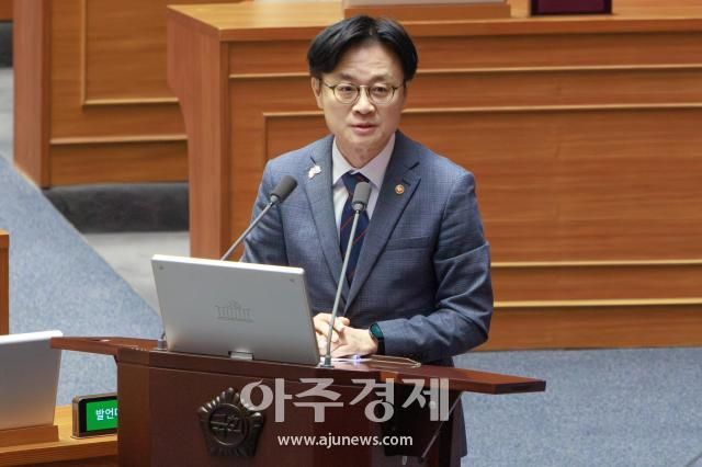 김정관 산업통상부 장관 사진유대길 기자 dbeorlf123ajunewscom