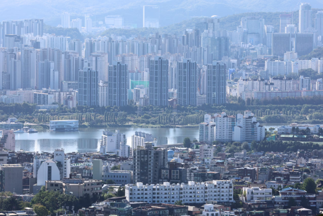 서울시 내 아파트와 주택단지 사진연합뉴스