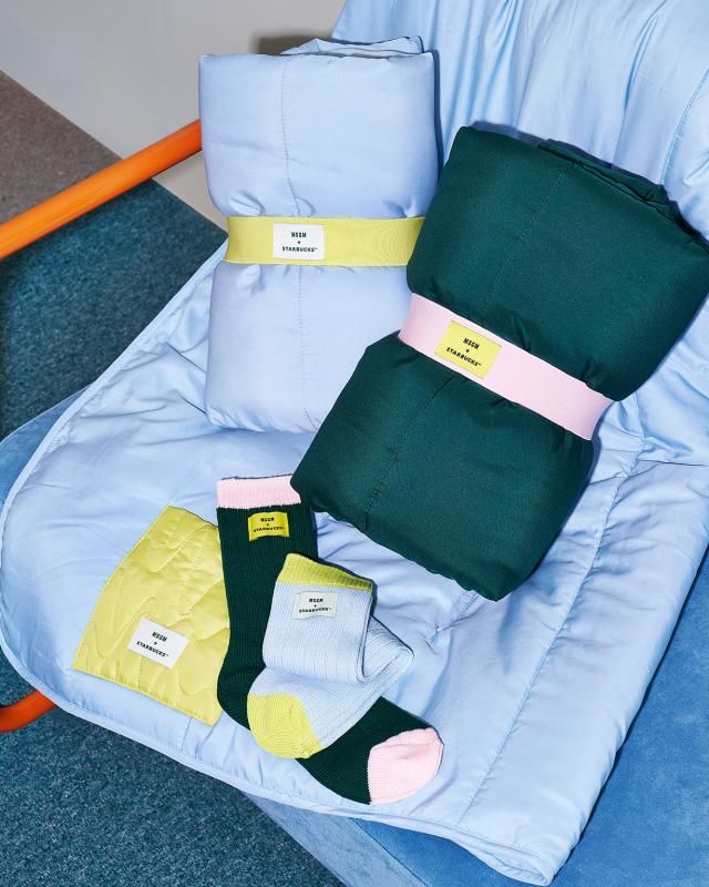 스타벅스 e-프리퀀시 증정품 MSGM+스타벅스 플랭킷 양말 사진스타벅스코리아