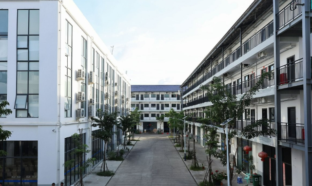 16일현지시간 캄보디아 프놈펜 인근 범죄단지인 태자단지의 모습 사진연합뉴스