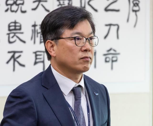 이재승 공직자비리범죄수사처 차장이 20일 국회 법사위에서 열린 2025년도 서울고법과 수원고법 서울중앙지법 등 수도권 강원 지역 법원에 대한 국정감사에 증인으로 출석해 인사하고 있다 사진연합뉴스