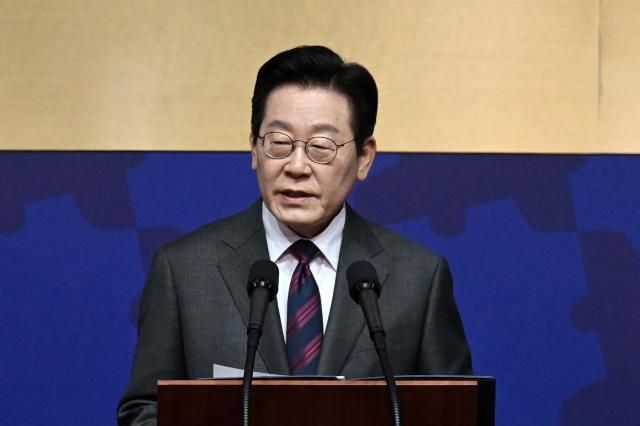 이재명 대통령이 29일 경북 경주예술의전당에서 열린 APEC CEO최고경영자 서밋 개회식에서 특별연설을 하고 있다 사진연합뉴스