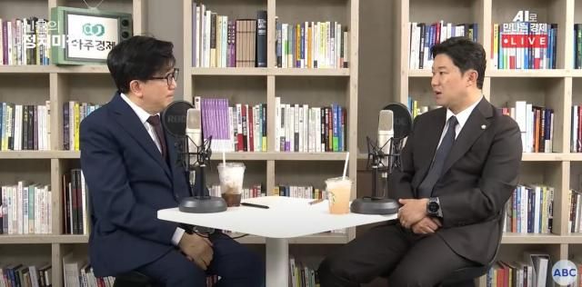 사진신율의 정치미각