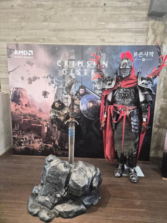 1층 한켠에 위치한 붉은사막 포토존 사진한영훈기자