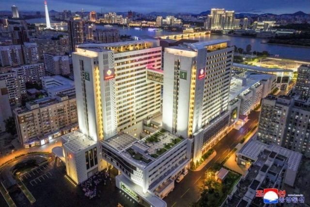 평양종합병원 전경 사진조선중앙통신 연합뉴스