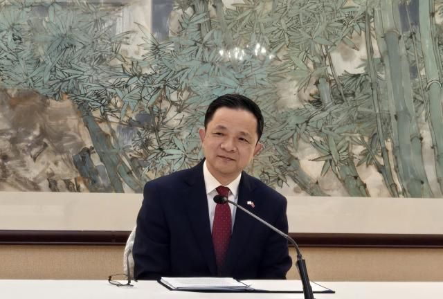 다이빙 주한중국대사가 지난 13일 서울 중구 주한중국대사관에서 열린 기자간담회에서 발언하고 있다 사진연합뉴스