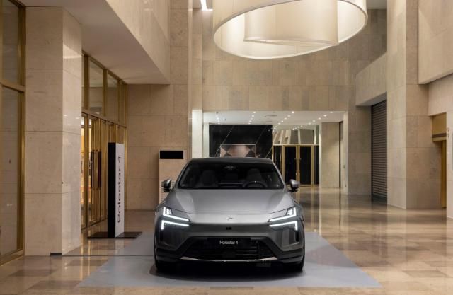 대전 신세계에서 폴스타 로드쇼가 진행된다사진폴스타