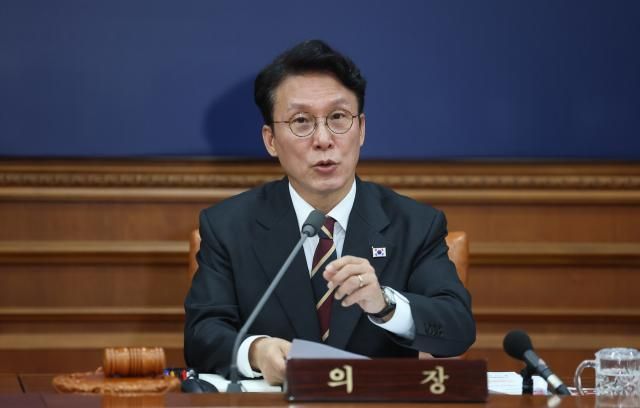 김민석 국무총리가 25일 정부서울청사에서 열린 국무회의에서 발언을 하고 있다 사진연합뉴스