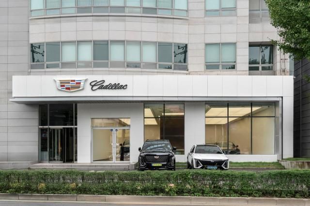 캐딜락 ‘수원전시장’ 외관 전경