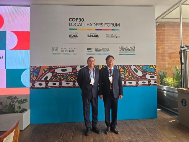 남호주 기후환경특별고문 닐맥팔레인사진충남도