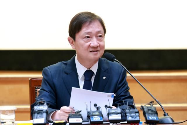 이찬진 금융감독원장이 1일 서울 영등포구 금융감독원에서 열린 기자간담회에 참석해 발언하고 있다 사진금융감독원