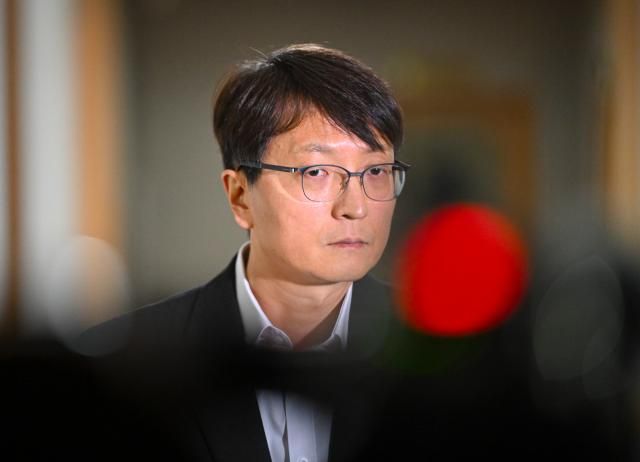 취재진 질문 듣는 박대준 쿠팡 대표 서울연합뉴스 한종찬 기자 30일 정부서울청사에서 쿠팡 관련 긴급 관계부처 장관회의가 열린 가운데 박대준 쿠팡대표가 회의장을 나서며 취재진 질문을 듣고 있다 20251130 공동취재 sabaynacokr2025-11-30 164551 저작권자 ⓒ ㈜연합뉴스 무단 전재 재배포 금지 AI 학습 및 활용 금지저작권자 ⓒ ㈜연합뉴스 무단 전재 재배포 금지 AI 학습 및 활용 금지