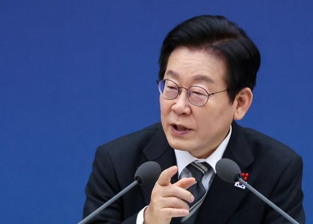 이재명 대통령이 지난 12일 세종시 정부세종컨벤션센터에서 열린 과학기술정보통신부ㆍ개인정보보호위원회 업무보고에서 발언하고 있다 사진연합뉴스