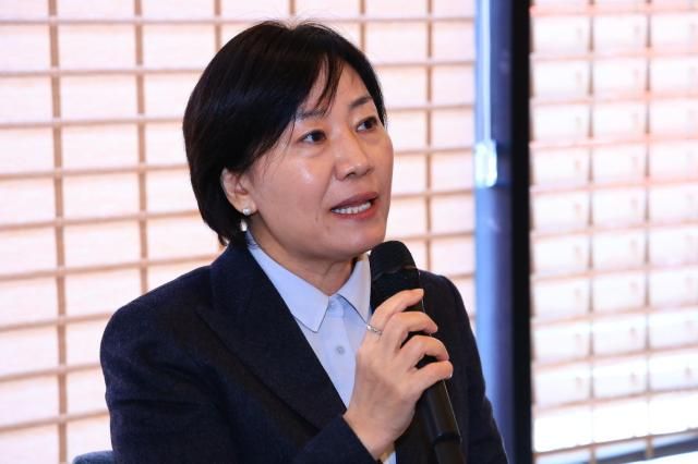 송미령 농림축산식품부 장관이 20일 충북 청주시의 한 식당에서 열린 기자간담회에서 발언하고 있다사진농식품부 