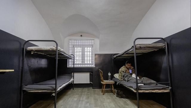 우크라이나군에 생포된 북한군 사진젤렌스키 엑스 갈무리 