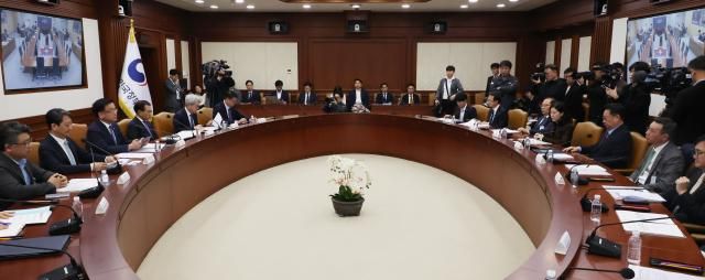 최상목 부총리 겸 기획재정부 장관이 25일 서울 종로구 정부서울청사에서 열린 제4차 공급망안정화위원회에서 발언하고 있다사진연합뉴스