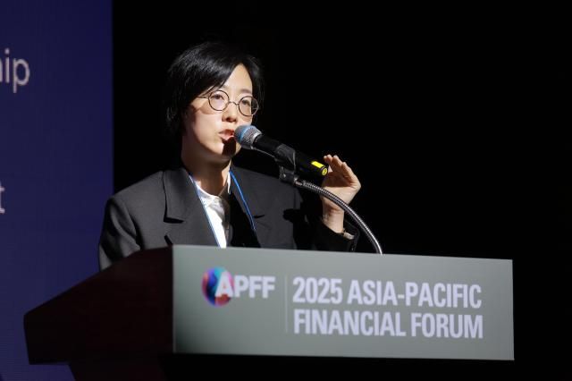 최윤영 코빗 리서치센터장이 트럼프 20 가상자산 시장 전망을 주제로 오찬 특별강연을 하고 있다 20250326사진유대길 기자 dbeorlf123ajunewscom